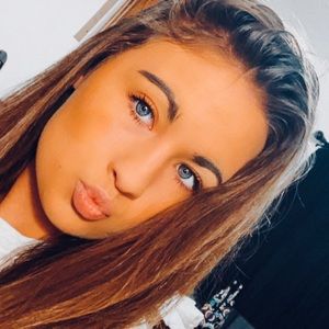 Meet your Posher, Brooklyn